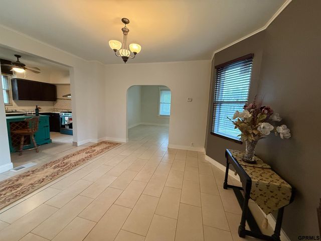 4019 Seward Street, Omaha, NE 68111