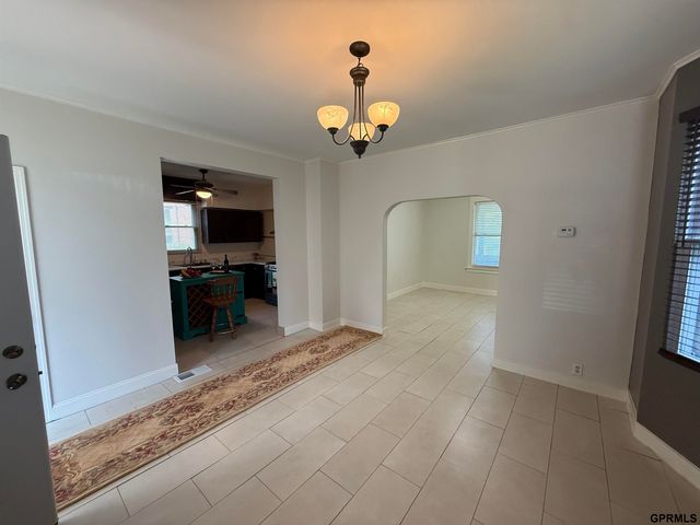 4019 Seward Street, Omaha, NE 68111