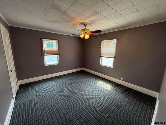 4019 Seward Street, Omaha, NE 68111