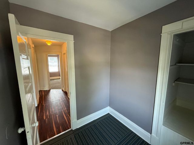 4019 Seward Street, Omaha, NE 68111