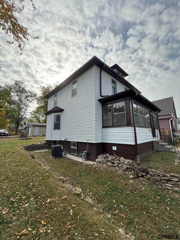 4019 Seward Street, Omaha, NE 68111