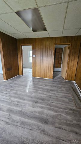 2215 Lincoln Avenue, Saginaw, MI 48601