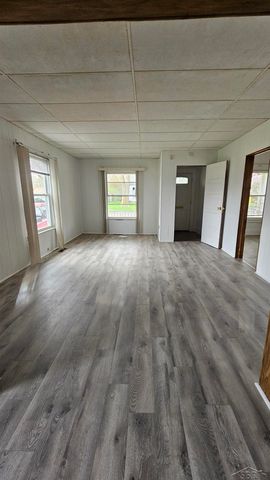 2215 Lincoln Avenue, Saginaw, MI 48601