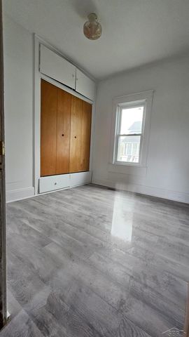 2215 Lincoln Avenue, Saginaw, MI 48601