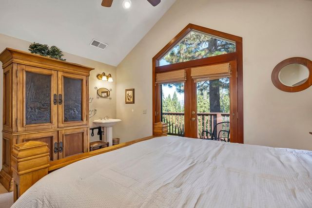 42389 Pinnacle Lane, Shaver Lake, CA 93664
