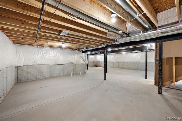 24611 Tribute Drive, Macomb, MI 48042
