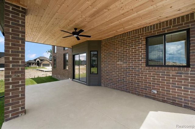 24611 Tribute Drive, Macomb, MI 48042