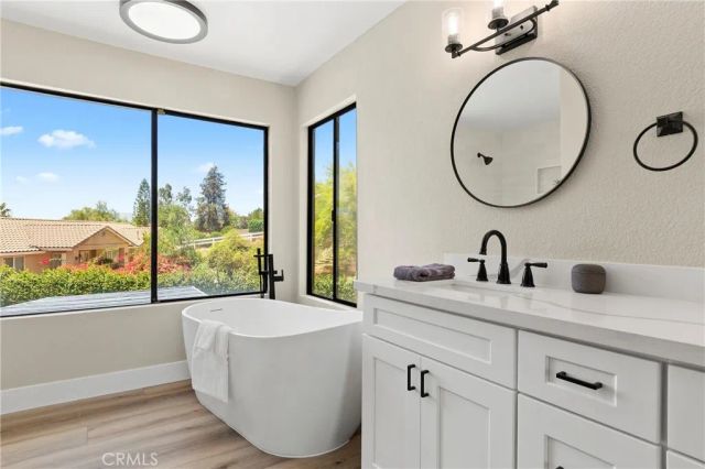 15605 Creekview Trail, Riverside, CA 92506