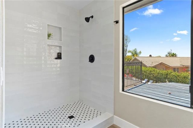15605 Creekview Trail, Riverside, CA 92506