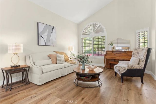 15605 Creekview Trail, Riverside, CA 92506