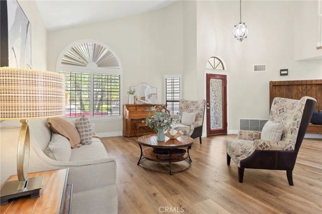 15605 Creekview Trail, Riverside, CA 92506
