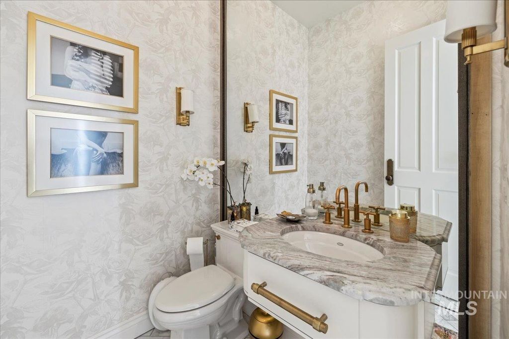 1122 W Two Rivers Lane, Eagle, ID 83616 photo 21