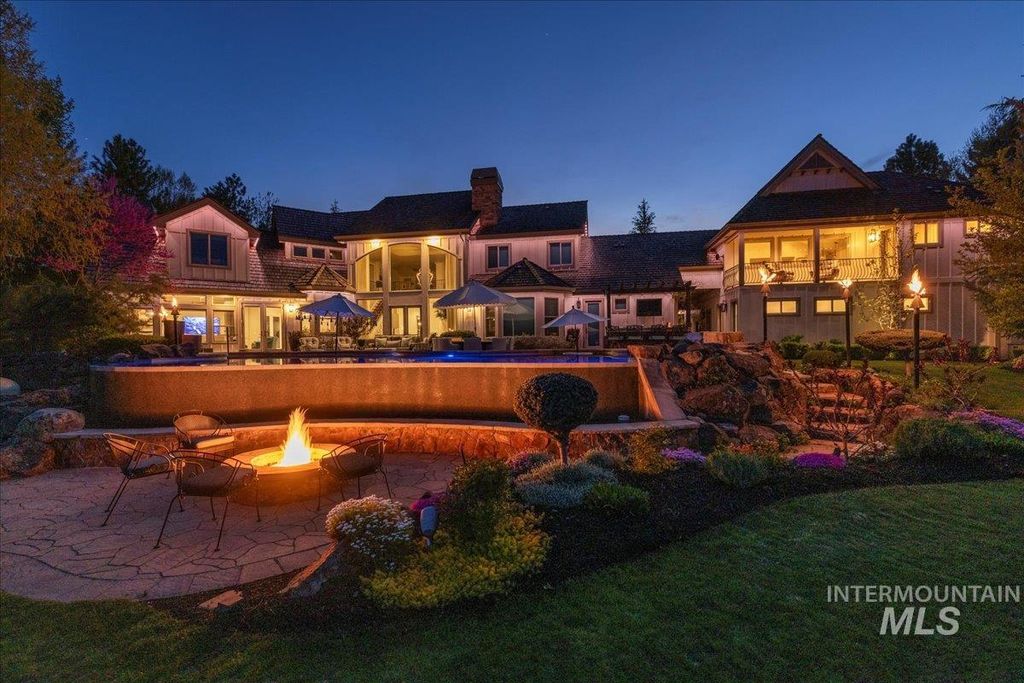 1122 W Two Rivers Lane, Eagle, ID 83616 photo 3