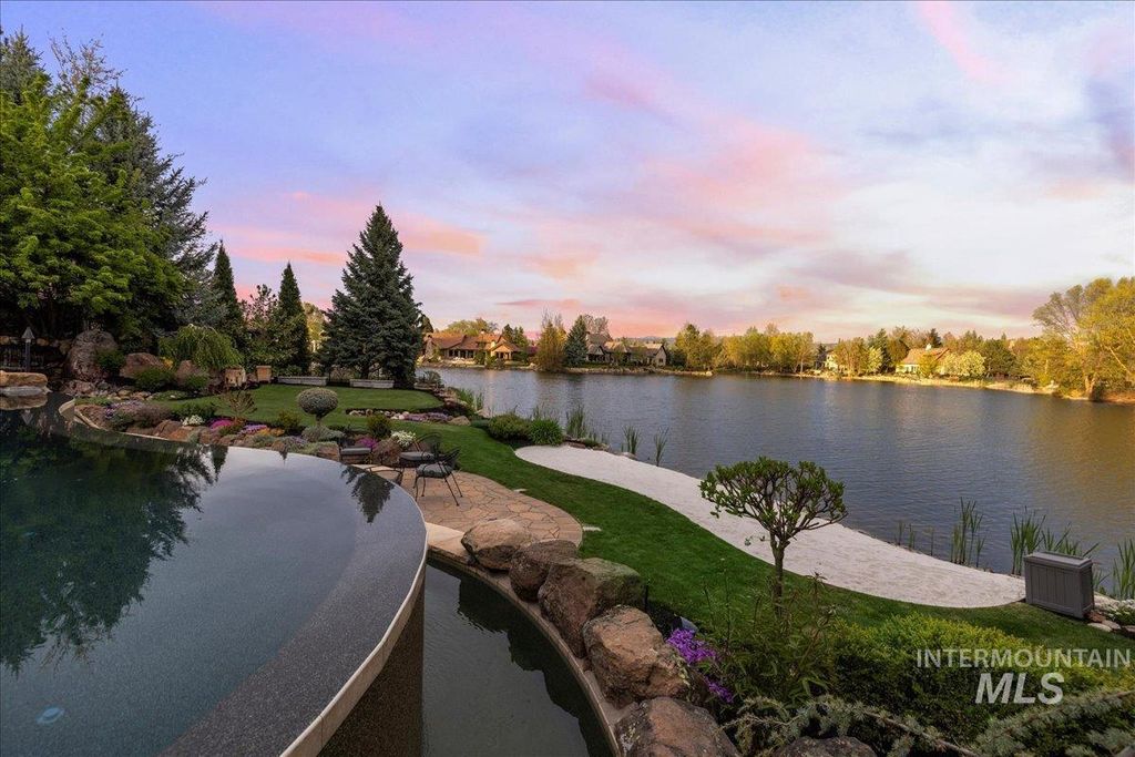 1122 W Two Rivers Lane, Eagle, ID 83616 photo 9