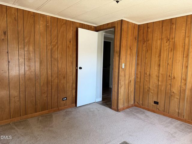 173 Lewis Iley Tew, Dunn, NC 28334
