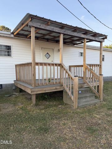 173 Lewis Iley Tew, Dunn, NC 28334