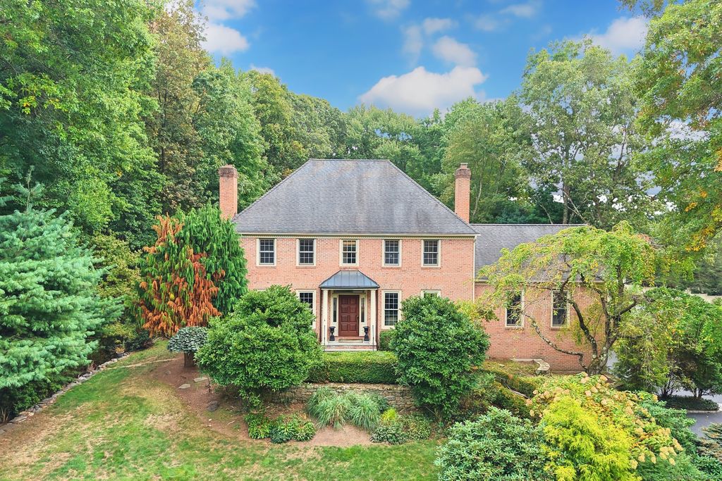254 Sherwood Farm Road, Fairfield, CT 06824