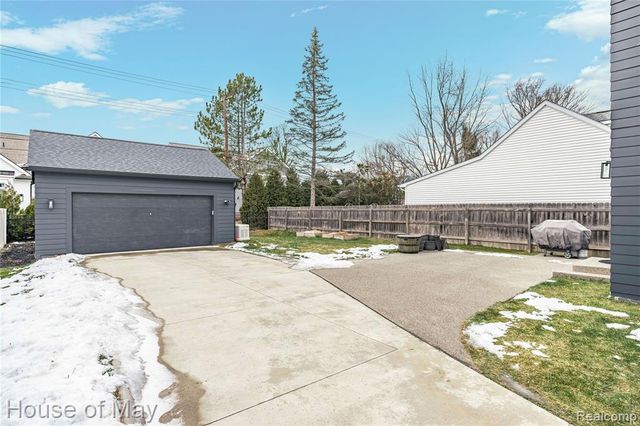 1284 S Bates Street, Birmingham, MI 48009