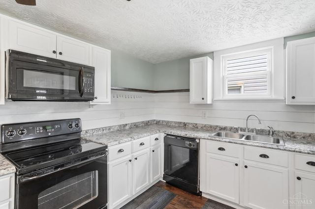 102 Franklin Street, Middletown, OH 45042