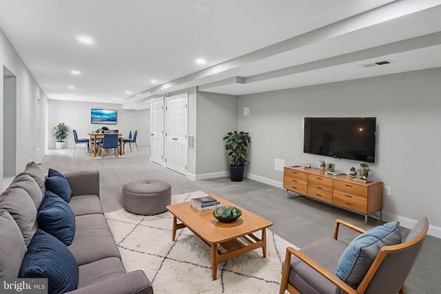 45 TWIN HILL LN, Stafford, VA 22554