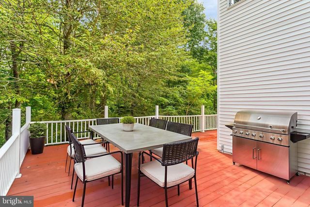 45 TWIN HILL LN, Stafford, VA 22554