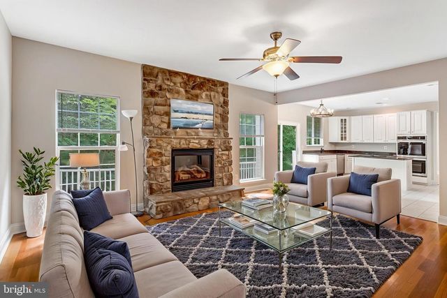 45 TWIN HILL LN, Stafford, VA 22554