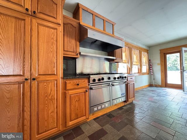 128 MCCLELLAND AVE, Pitman, NJ 08071