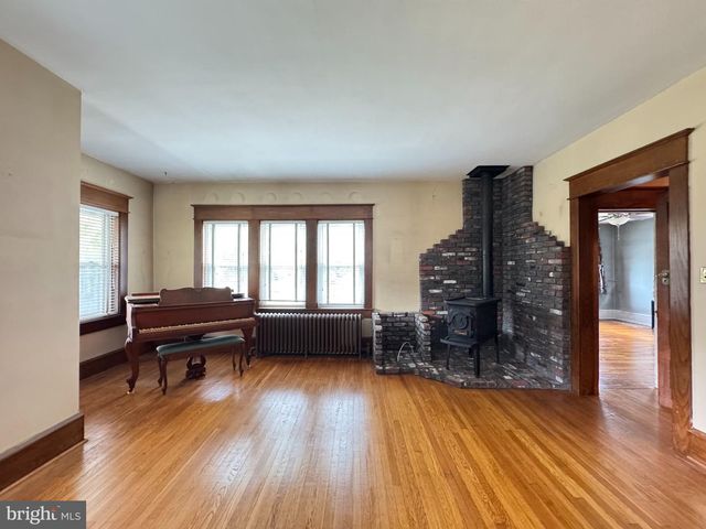 128 MCCLELLAND AVE, Pitman, NJ 08071