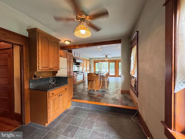 128 MCCLELLAND AVE, Pitman, NJ 08071