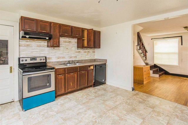 912 NW Columbia Ave, Lawton, OK 73507