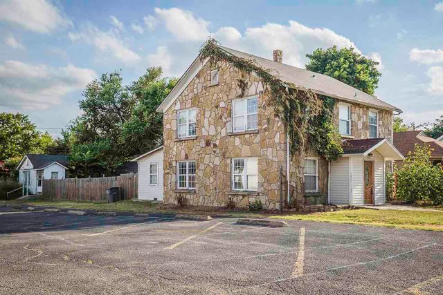 912 NW Columbia Ave, Lawton, OK 73507