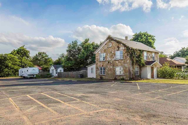 912 NW Columbia Ave, Lawton, OK 73507