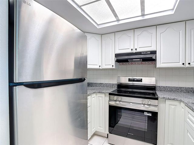 5111 AMULET DRIVE 105, New Port Richey, FL 34652