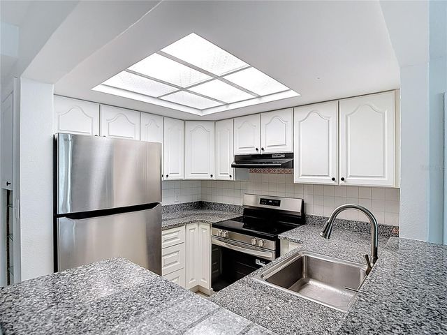 5111 AMULET DRIVE 105, New Port Richey, FL 34652