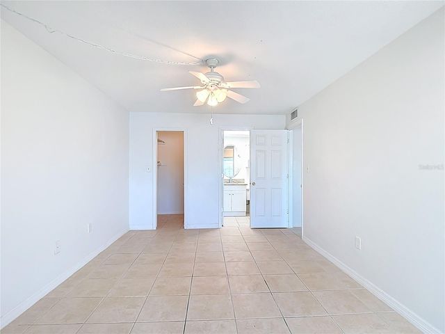 5111 AMULET DRIVE 105, New Port Richey, FL 34652