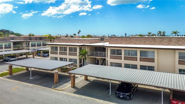 5111 AMULET DRIVE 105, New Port Richey, FL 34652