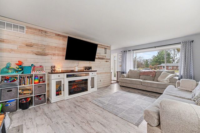 5109 W 154th Avenue, Lowell, IN 46356