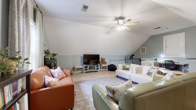 112 Holly Ln, White House, TN 37188