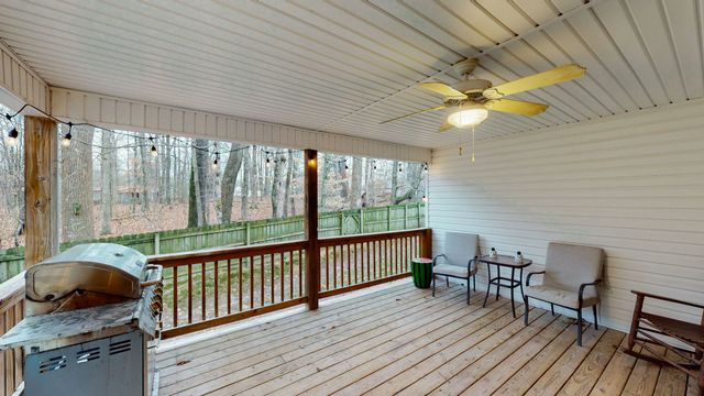 112 Holly Ln, White House, TN 37188