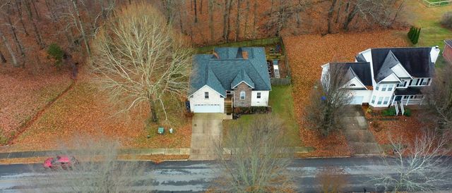 112 Holly Ln, White House, TN 37188