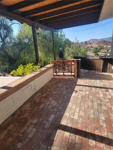 23998 Lodge Drive, Menifee, CA 92587