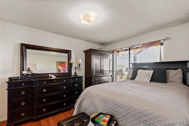 4526 Richmond Forest Drive, Florissant, MO 63034