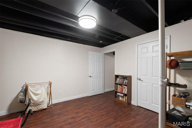 4526 Richmond Forest Drive, Florissant, MO 63034