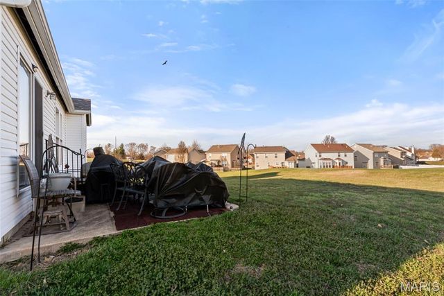 4526 Richmond Forest Drive, Florissant, MO 63034