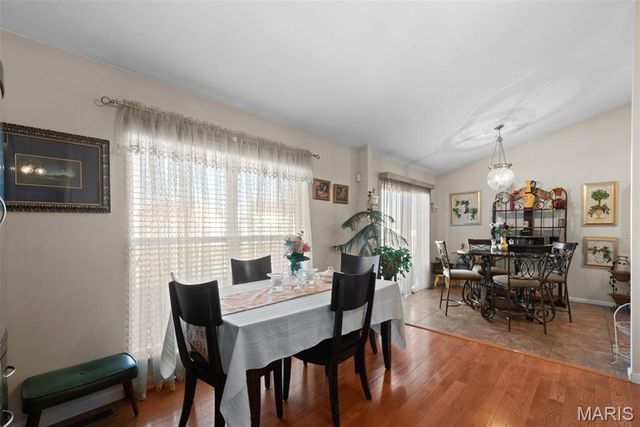 4526 Richmond Forest Drive, Florissant, MO 63034