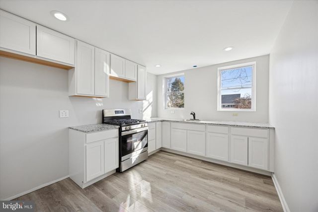 2714 THATCHER ST, Wilmington, DE 19802