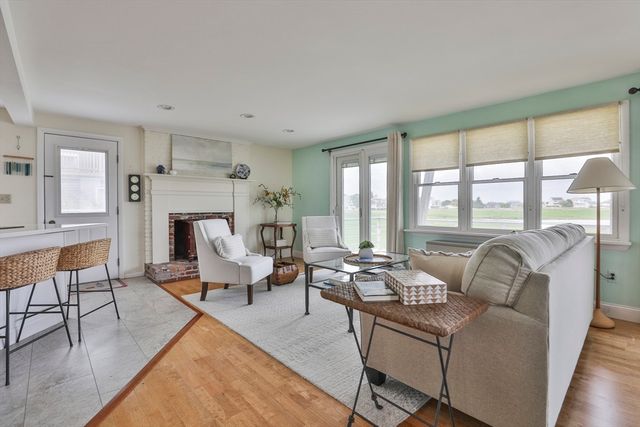 6 Twenty Fourth St., Newbury, MA 01951