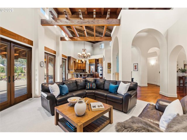 19885 Sw ATEN Rd, Beaverton, OR 97007