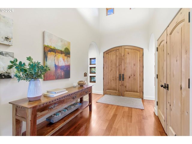 19885 Sw ATEN Rd, Beaverton, OR 97007