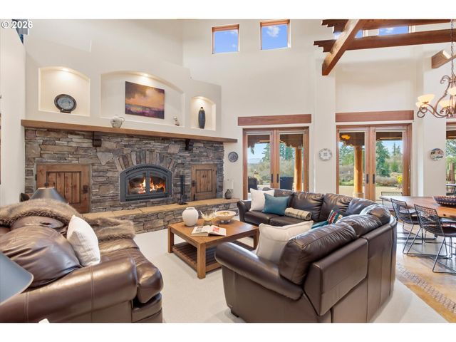 19885 Sw ATEN Rd, Beaverton, OR 97007